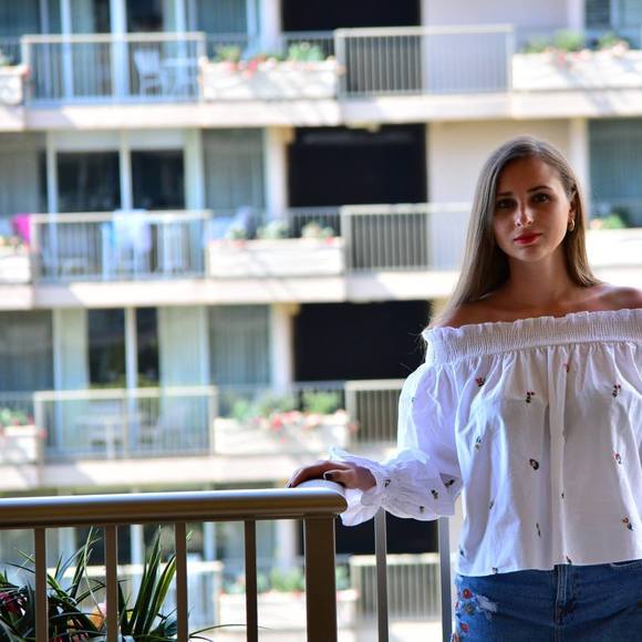 Meet your Posher, Ulyana - Picture 1 of 1